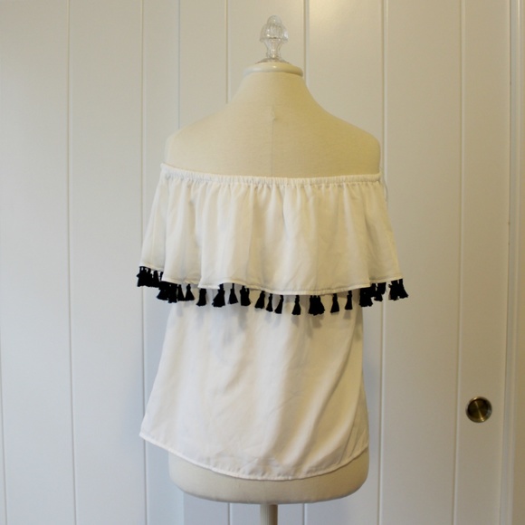 INC Tassel White Black Popsicle Off Shoulder Top M - Picture 3 of 4